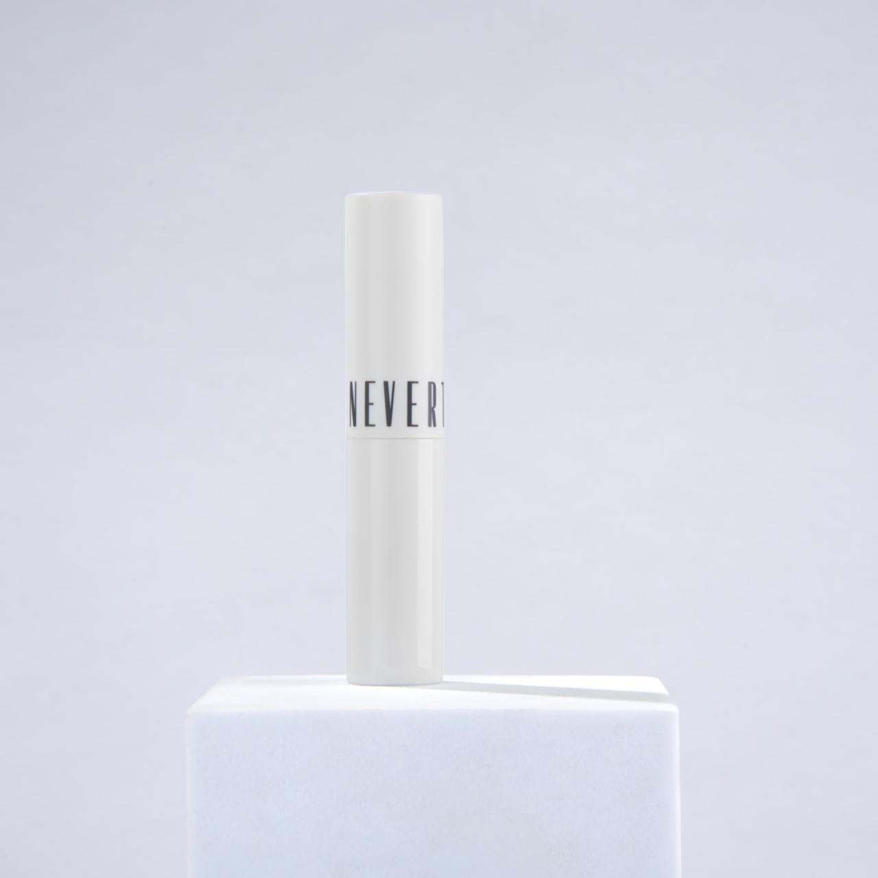 حمرة ستيك(ثابتة) لمت ليس NEVERTI LIMITLESS KISS LIPSTICK - 1